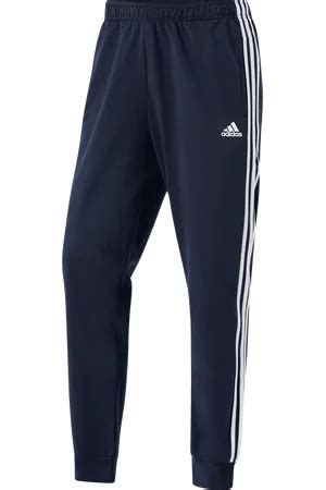 adidas urheiluvaatteet.